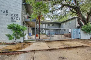 803 W 28th St, Austin, TX 78705 - Photo 21