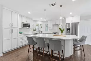 7413 Lakewood Dr, Austin, TX 78750 - Photo 5