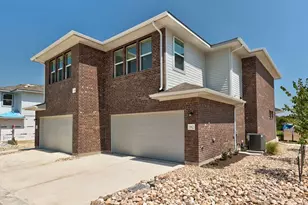 605 W South St, Leander, TX 78641 - Photo 21