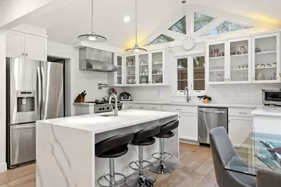 1703 Meadowbrook Drive, Austin, TX 78703 - Photo 3