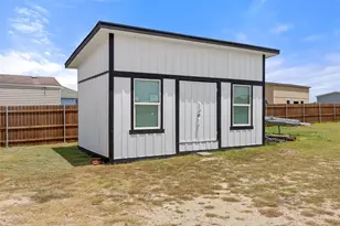 360 Vaquero Ln, Kyle, TX 78640 - Photo 25