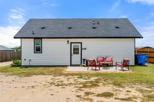 360 Vaquero Ln, Kyle, TX 78640 - Photo 23