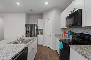 12701 Brahmin Dr, Austin, TX 78724 - Photo 7