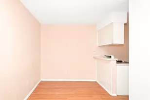 400 W 34th St, Austin, TX 78705 - Photo 5