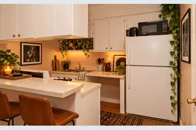 400 W 34th Street #APT104, Austin, TX 78705 - Photo 3