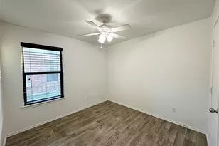 1152 Hyde Park Dr, Round Rock, TX 78665 - Photo 9