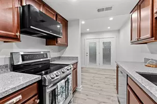 8406 Lyndon Ln, Austin, TX 78729 - Photo 11