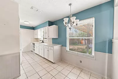 7004 Whispering Oaks Drive, Austin, TX 78745 - Photo 7