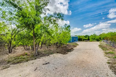 4001 Barth Road, Lockhart, TX 78644 - Photo 27