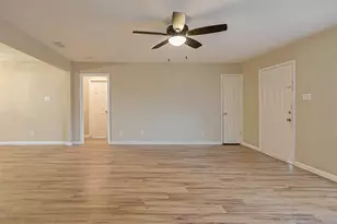 111 Branch View Dr, Kyle, TX 78640 - Photo 7