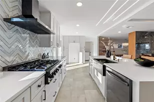 6604 Lexington Rd, Austin, TX 78757 - Photo 11