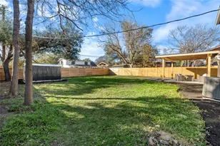 6604 Lexington Rd, Austin, TX 78757 - Photo 33