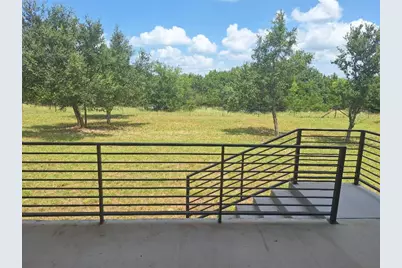 120 NW Strada Luca NW, Florence, TX 76527 - Photo 23