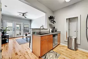 2502 Leon St, Austin, TX 78705 - Photo 9