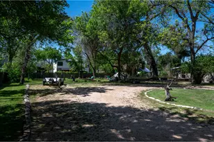 712 Nowotny Ln, Austin, TX 78702 - Photo 25