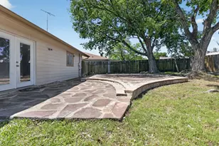 8602 Colonial Dr, Austin, TX 78758 - Photo 27