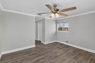 8602 Colonial Dr, Austin, TX 78758 - Photo 13