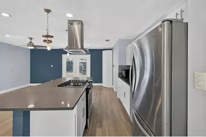8602 Colonial Drive, Austin, TX 78758 - Photo 11
