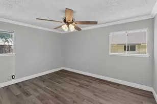8602 Colonial Dr, Austin, TX 78758 - Photo 15