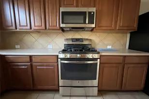 4427 Meadowside Ln, Round Rock, TX 78665 - Photo 17