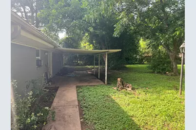 204 N Rockdale Street, Lexington, TX 78947 - Photo 27