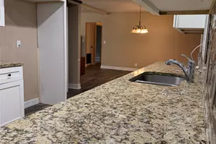 204 N Rockdale St, Lexington, TX 78947 - Photo 5