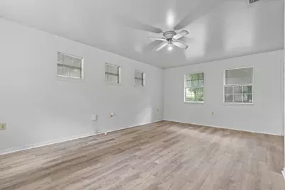 1304 Delano Street #B, Austin, TX 78721 - Photo 9