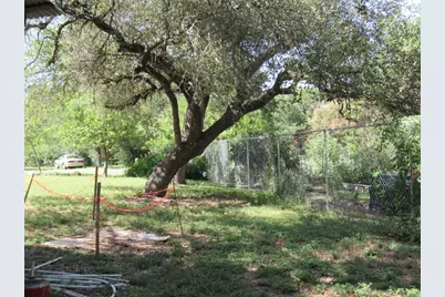 17801 Lafayette Park Road, Jonestown, TX 78645 - Photo 9