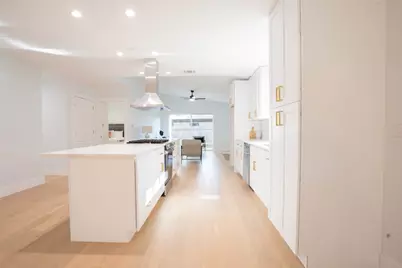 6103 Belfast Drive, Austin, TX 78723 - Photo 11