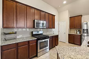 644 Peregrine Way, Leander, TX 78641 - Photo 13