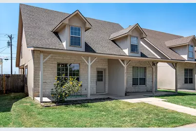 200 Sandstone Drive #E/F, Jarrell, TX 76537 - Photo 1