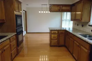 9903 Grand Oak Dr, Austin, TX 78750 - Photo 13