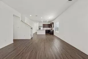 102 Coyote Mountain Cv, Georgetown, TX 78628 - Photo 3