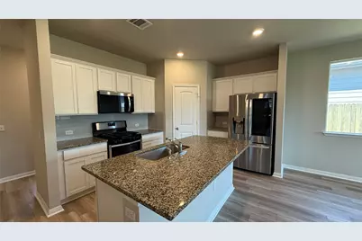 197 Arrowhead Vine Street, Leander, TX 78641 - Photo 7