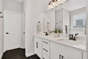 8604 Cottage Rose Dr, Austin, TX 78744 - Photo 17