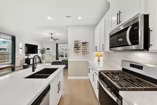 8604 Cottage Rose Dr, Austin, TX 78744 - Photo 11