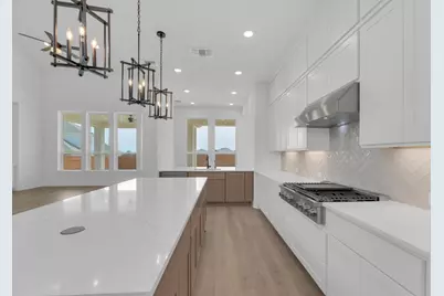 716 South Hemingway Loop, Liberty Hill, TX 78642 - Photo 9