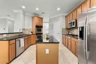 6611 Yaupon Dr, Austin, TX 78759 - Photo 11