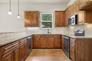 108 Pohakuloa Dr, Bastrop, TX 78602 - Photo 9
