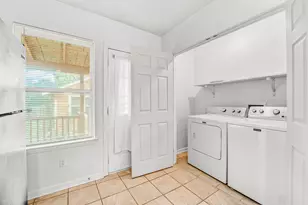 6906 Carver Ave, Austin, TX 78752 - Photo 17