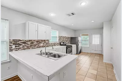 6906 Carver Avenue #A, Austin, TX 78752 - Photo 11