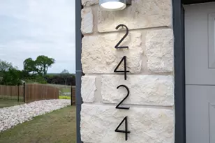 2424 Tucker Ln, Austin, TX 78754 - Photo 25