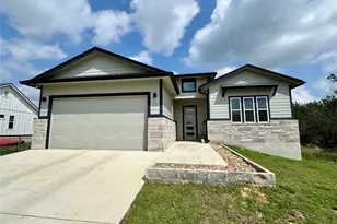 26 Quiet Meadow Cir, Wimberley, TX 78676 - Photo 1