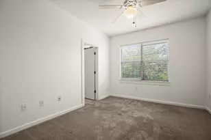 1201 Grove Blvd, Austin, TX 78741 - Photo 15