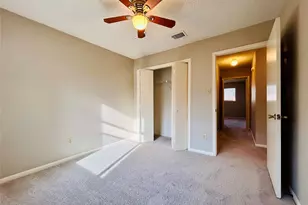 8905 Schick Rd, Austin, TX 78729 - Photo 15