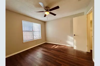 8905 Schick Road #D, Austin, TX 78729 - Photo 9