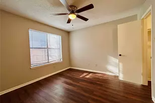 8905 Schick Rd, Austin, TX 78729 - Photo 9