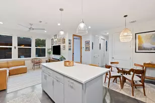 1709 Perez St, Austin, TX 78721 - Photo 9