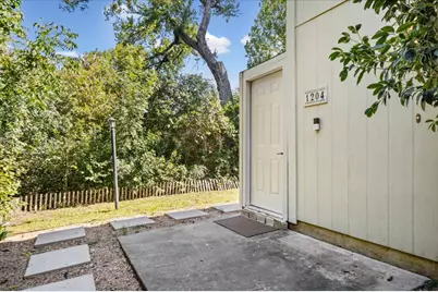 6718 Silvermine Drive #1204, Austin, TX 78736 - Photo 3