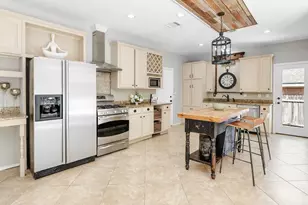 3411 Latimer Dr, Austin, TX 78732 - Photo 13